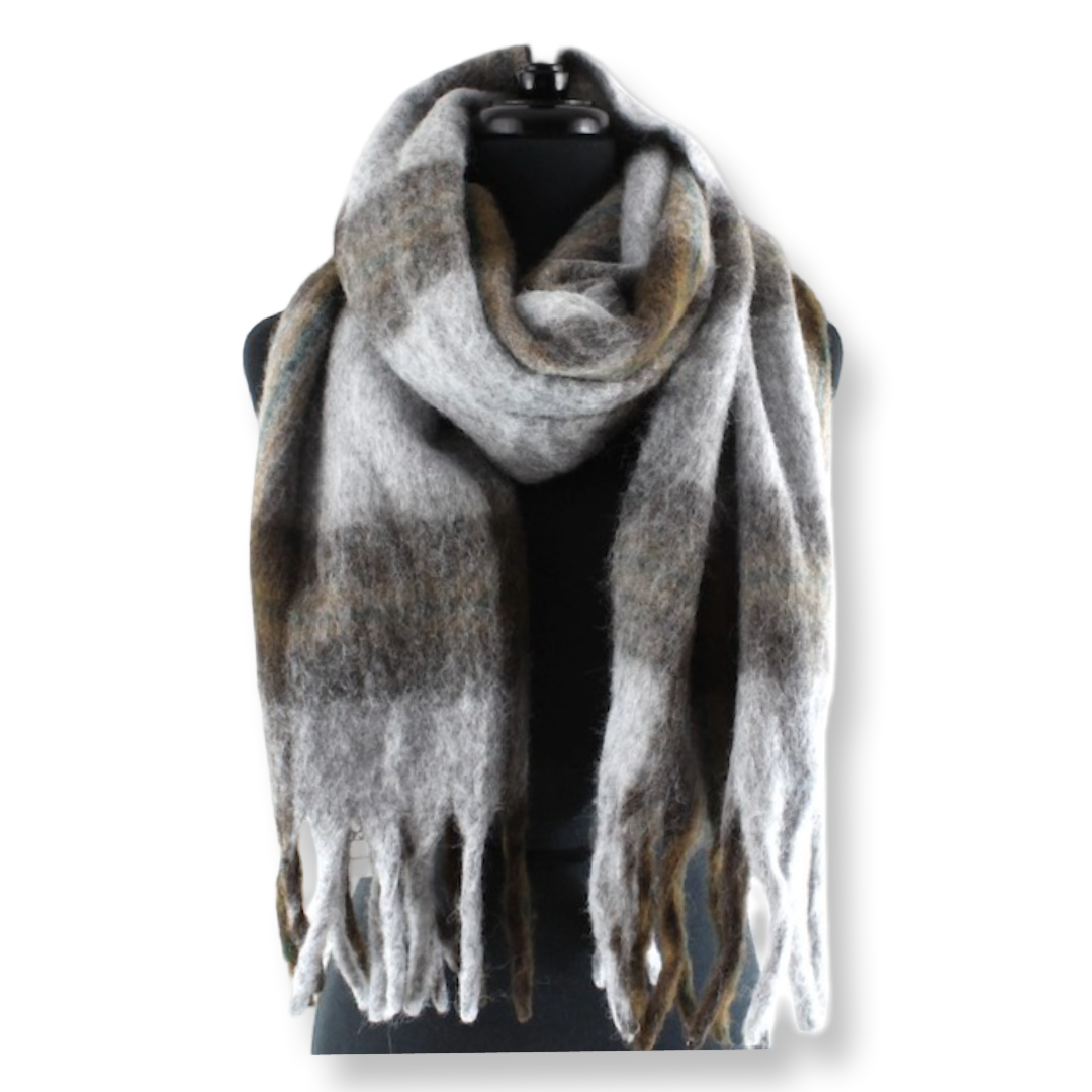 PP Large Fuzzy Plaid Scarf Grey